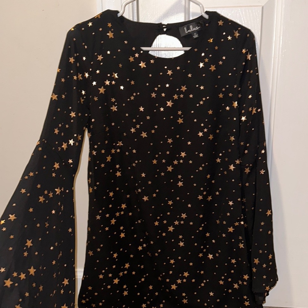 Lulu’s star print long sleeve dress